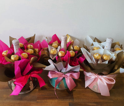 Dried Posy with Ecoya Candle